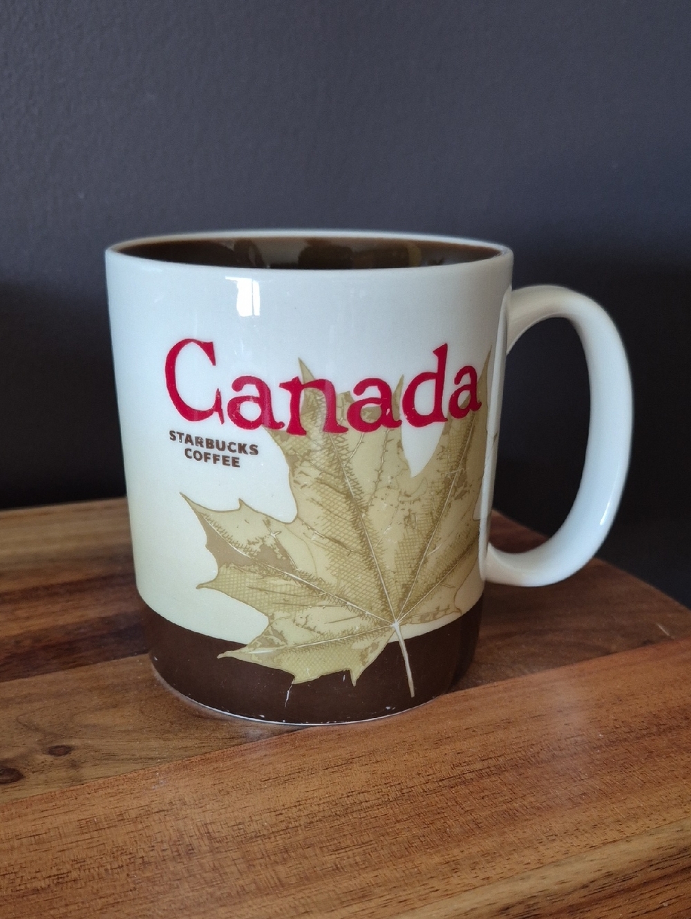 Starbucks Cream, Red & Brown Canada Maple Leaf Mug